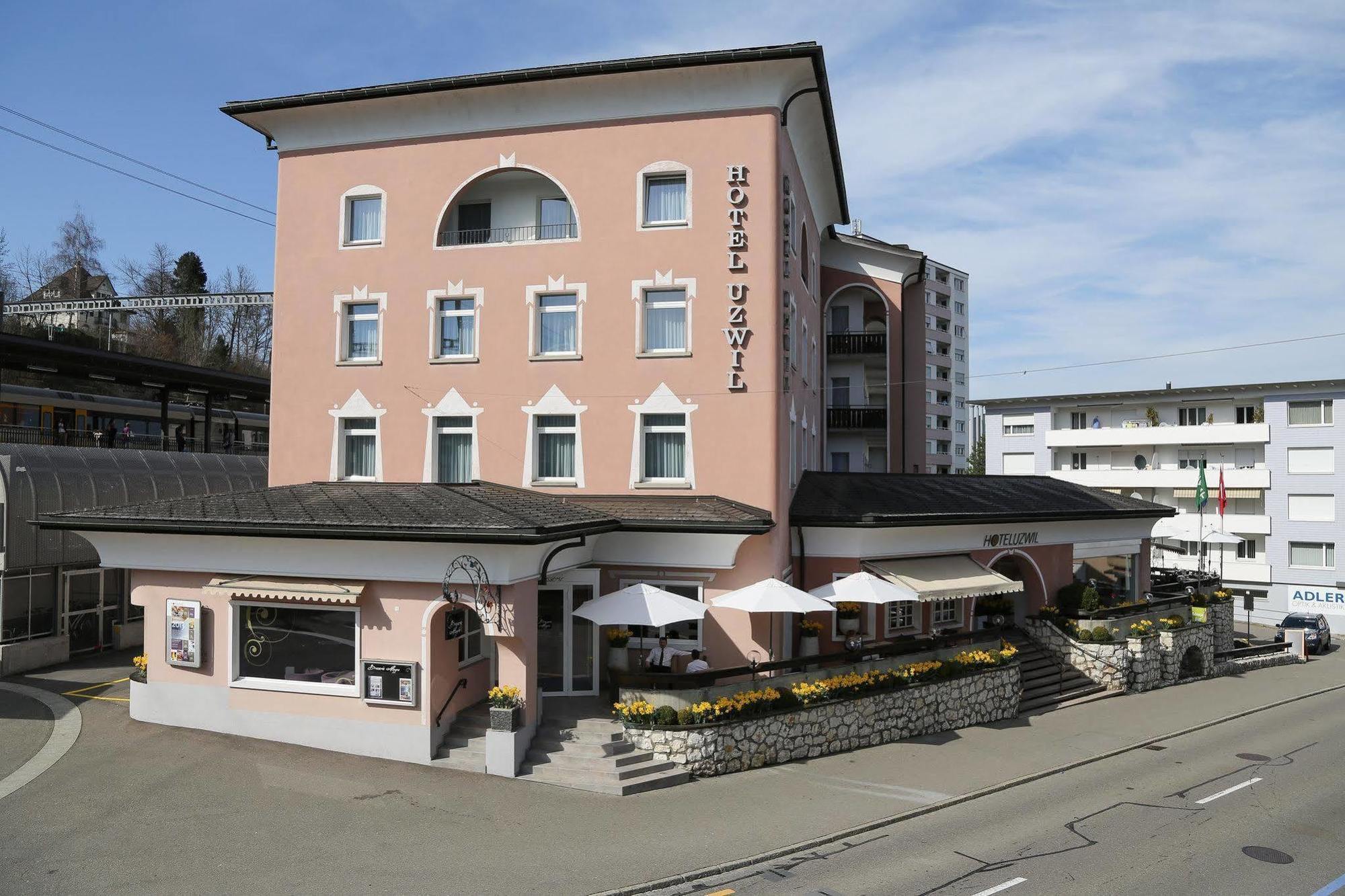 Hotel Uzwil Kültér fotó