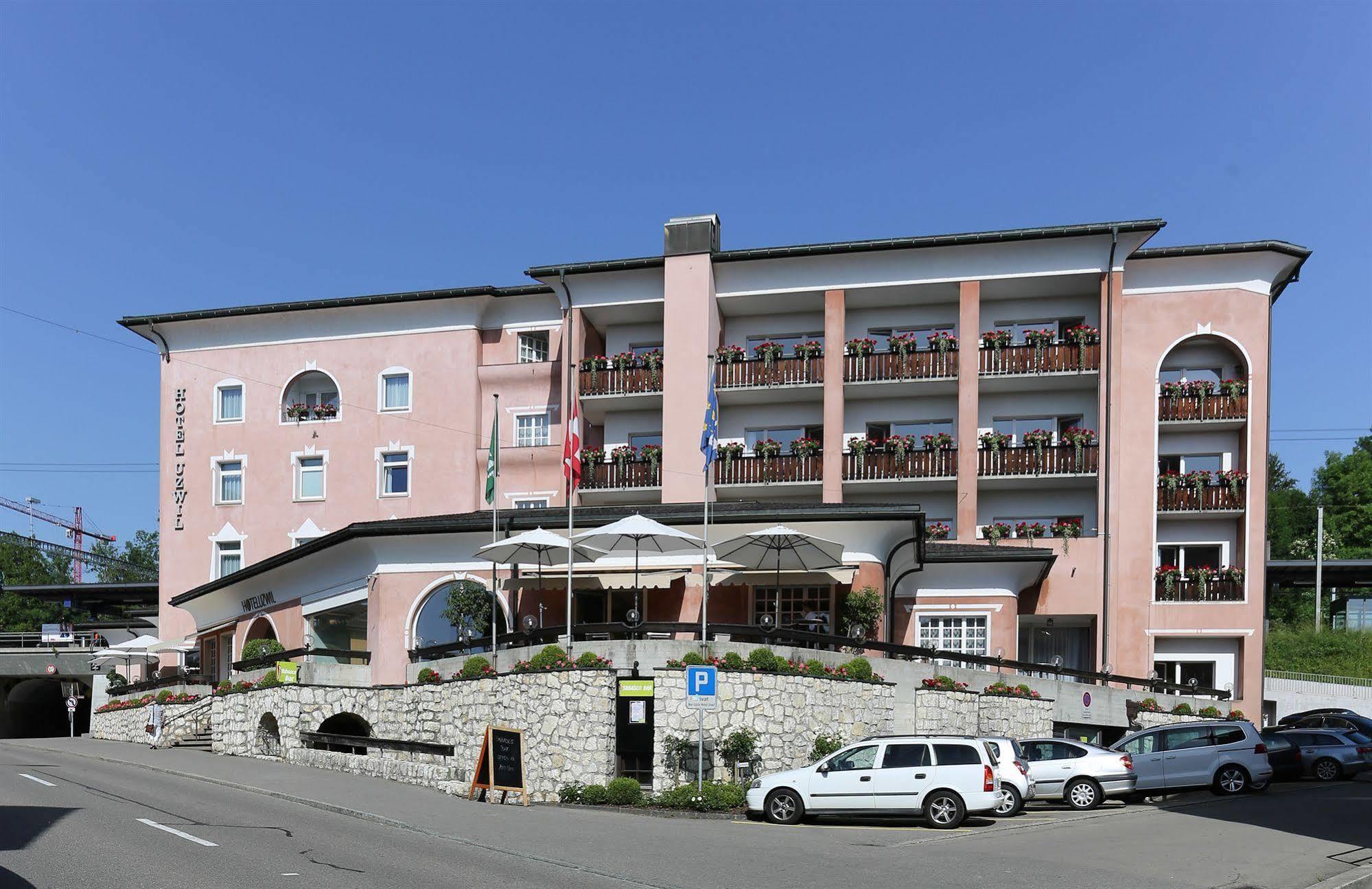 Hotel Uzwil Kültér fotó